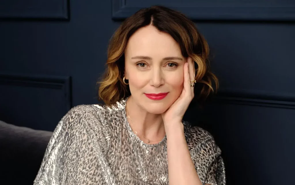 Keeley-Hawes-as-Dr-Kira-Manning