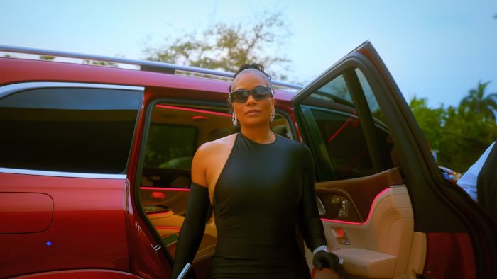 wags-to-riches-release-date